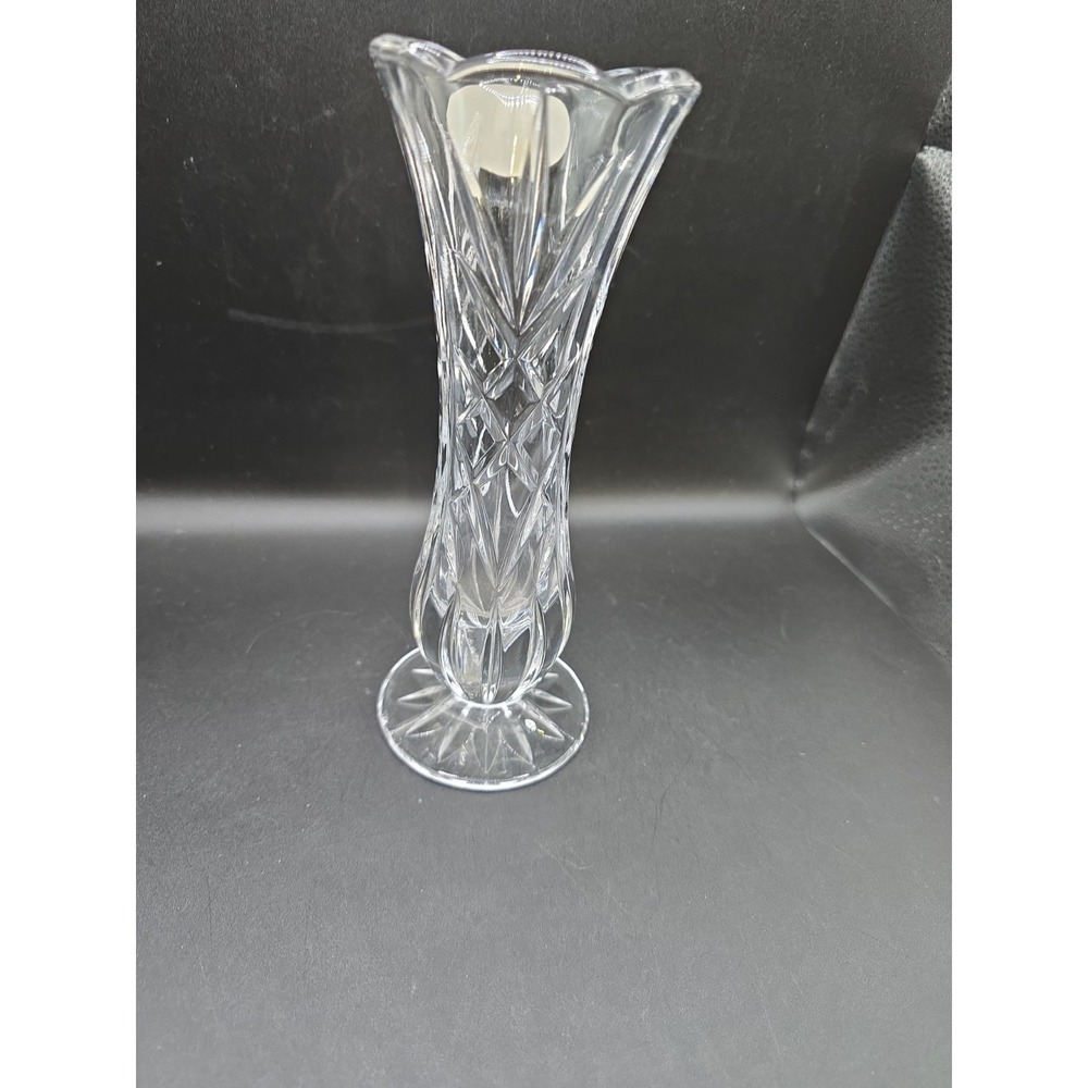 Vtg DePlomb 24% Lead Crystal Fluted Footed Bud Vase‎ 8" Heavy Cut Glass USA - Picture 4 of 5